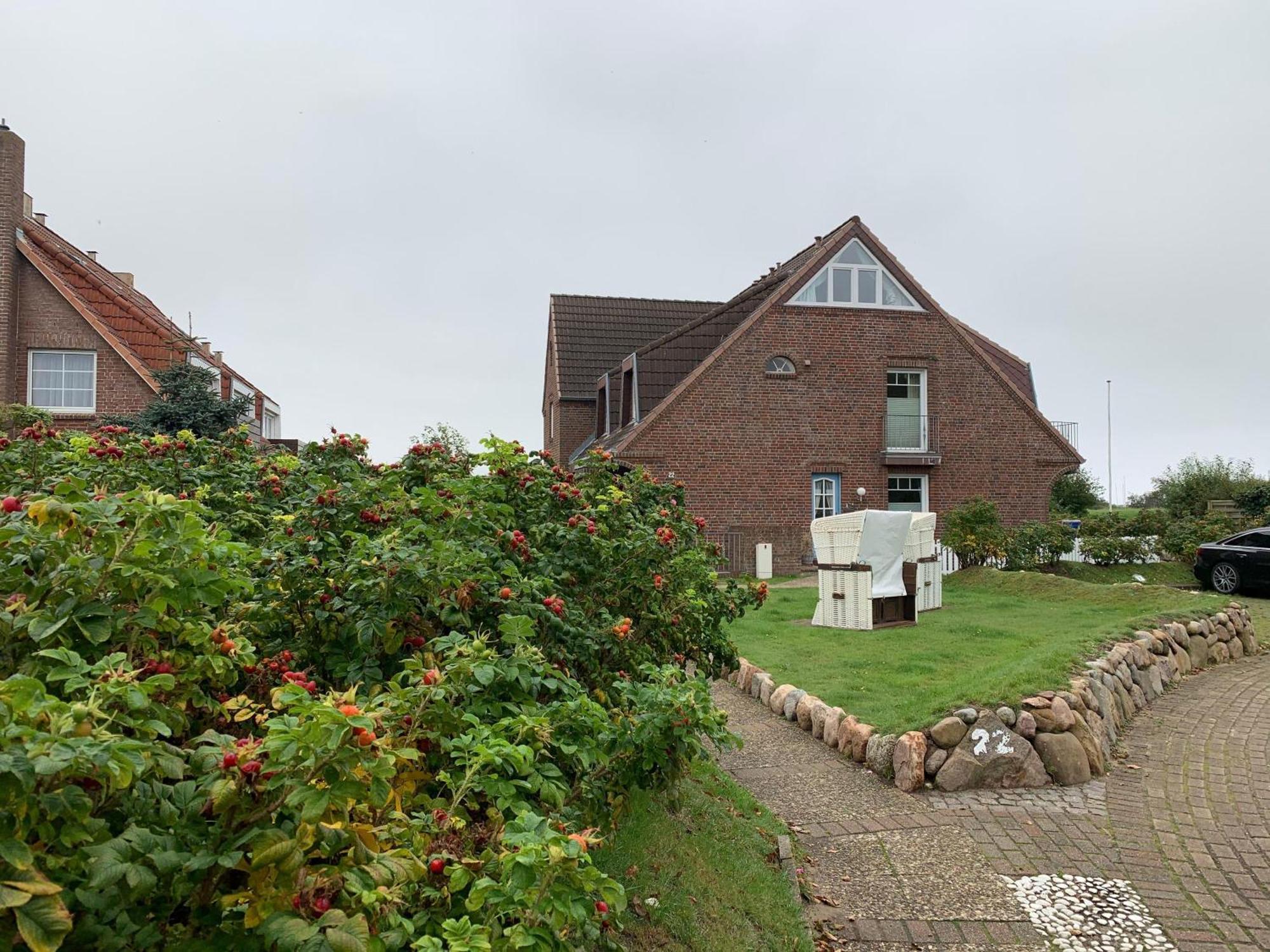Sylter-Rose-3A-Strandnahe-Ferienwohnung-Mit-Strandkorb Westerland Exterior photo